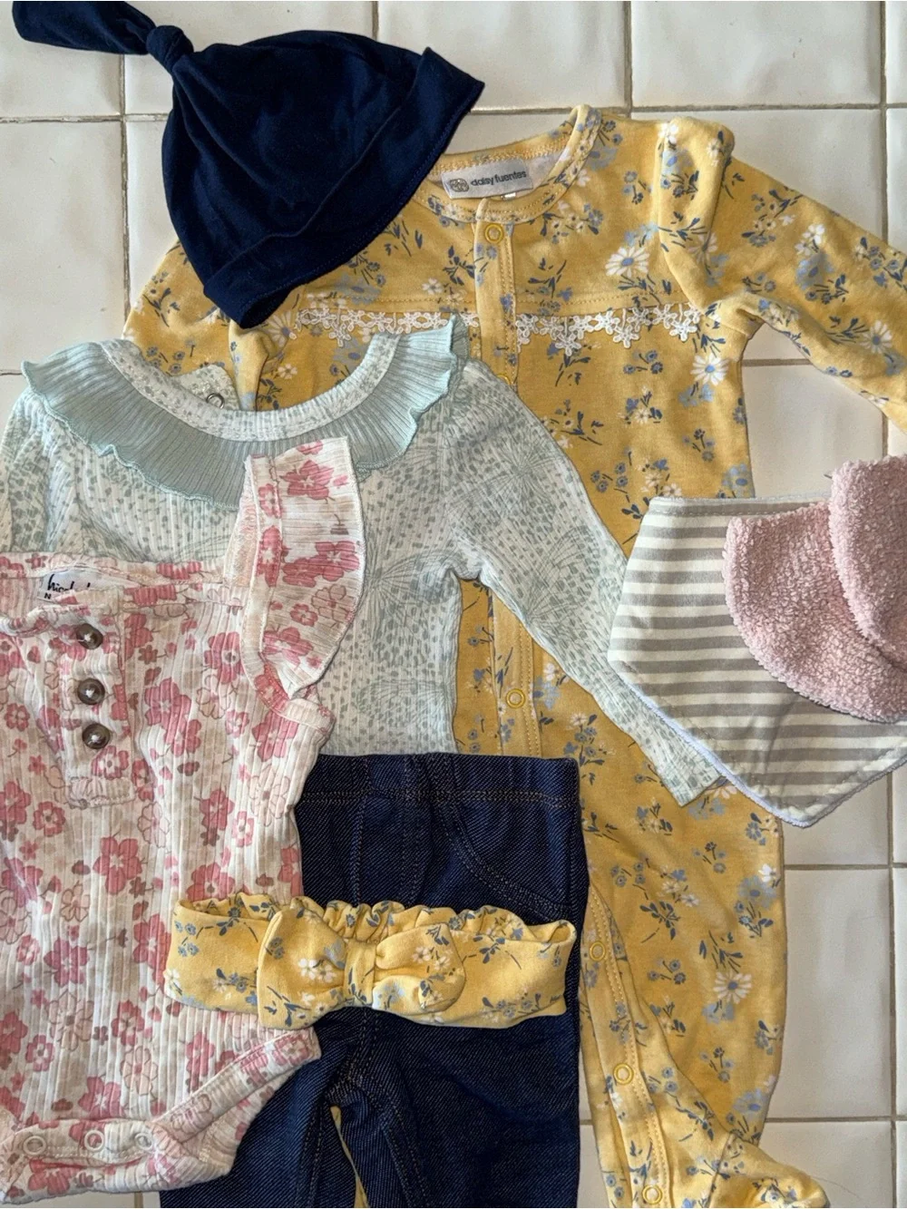 (3 mo) baby clothing & accessory bundle!